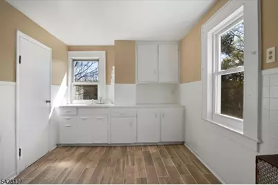 106 W Cherry St #2, Rahway, NJ 07065 - Photo 13