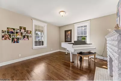 420 Mountainview Ter, Dunellen, NJ 08812 - Photo 7