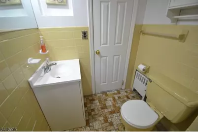 8 Witherspoon St, Nutley, NJ 07110 - Photo 15