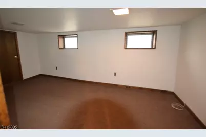 8 Witherspoon St, Nutley, NJ 07110 - Photo 35