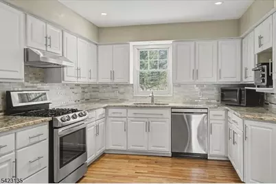 442 Buckhorn Dr, White Township, NJ 07823 - Photo 7