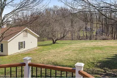 442 Buckhorn Dr, White Township, NJ 07823 - Photo 33