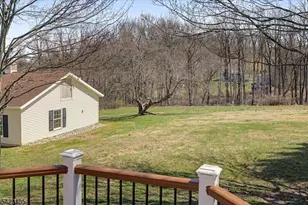 442 Buckhorn Dr, White Township, NJ 07823 - Photo 33