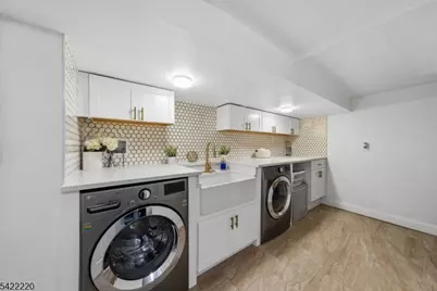 1269 Crescent Ave, Roselle, NJ 07203 - Photo 19