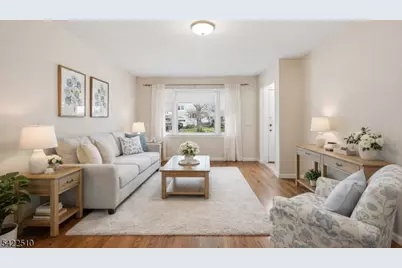 25 Hillside Ter, Livingston, NJ 07039 - Photo 3