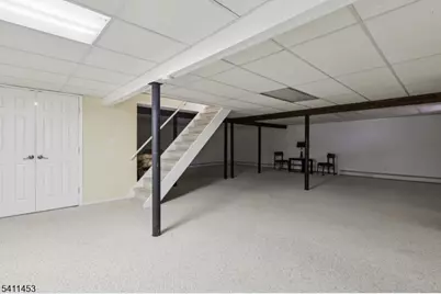 24 Manor Ln, Parsippany, NJ 07950 - Photo 13