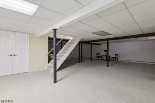 24 Manor Ln, Parsippany, NJ 07950 - Photo 13