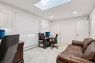 24 Manor Ln, Parsippany, NJ 07950 - Photo 21