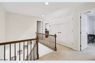 24 Manor Ln, Parsippany, NJ 07950 - Photo 17