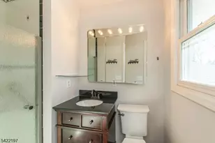 27 Viewpoint Rd, Wayne, NJ 07470 - Photo 17