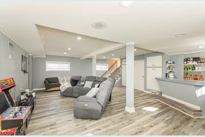 27 Viewpoint Rd, Wayne, NJ 07470 - Photo 21