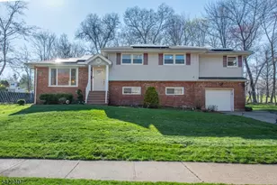 27 Viewpoint Rd, Wayne, NJ 07470 - Photo 1