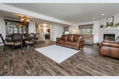 675 Raritan Rd #24, Clark Township, NJ 07066 - Photo 13