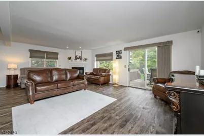 675 Raritan Rd #24, Clark Township, NJ 07066 - Photo 11