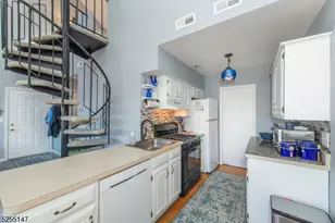 2 Falkenstein Dr, Vernon, NJ 07462 - Photo 11