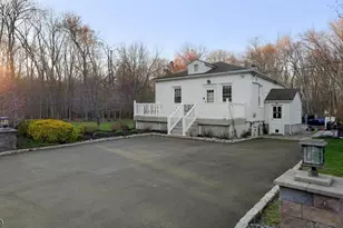 131 Charles Rd, Warren Township, NJ 07059 - Photo 1