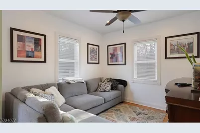 131 Charles Rd, Warren Township, NJ 07059 - Photo 5