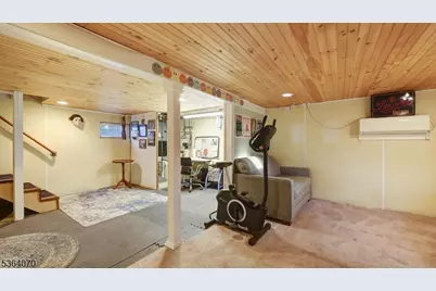 131 Charles Rd, Warren Township, NJ 07059 - Photo 19