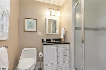 26 Crest Dr, Berkeley Heights Township, NJ 07974 - Photo 15