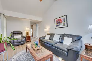 16 Sky Top Rd, Lebanon Township, NJ 07853 - Photo 9