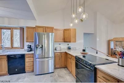 16 Skytop Rd, Lebanon Township, NJ 07853 - Photo 17