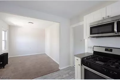 337 White St, Roselle, NJ 07203 - Photo 5