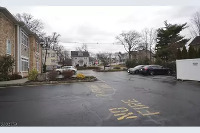 475 Avenel St #102, Woodbridge Township, NJ 07001 - Photo 7