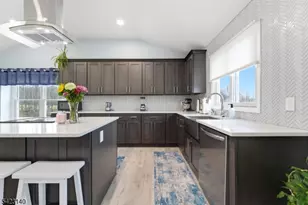 17 Fairmount Rd W, Tewksbury Township, NJ 07830 - Photo 11