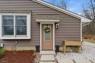 17 Fairmount Rd W, Tewksbury Township, NJ 07830 - Photo 37