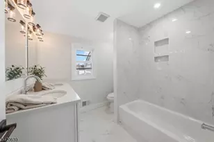 1905 Oakwood Pkwy, Union Township, NJ 07083 - Photo 21