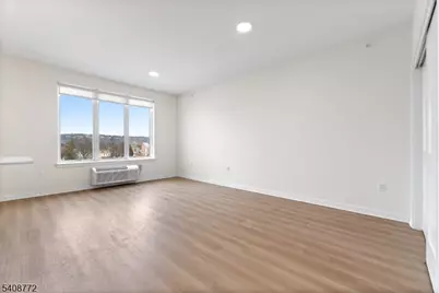 321 E 3rd St #417, Plainfield, NJ 07060 - Photo 19