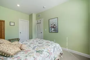 10 Ginkgo Ct, Franklin Township, NJ 08873 - Photo 19