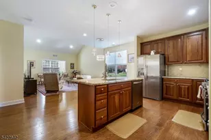 10 Ginkgo Ct, Franklin Township, NJ 08873 - Photo 9