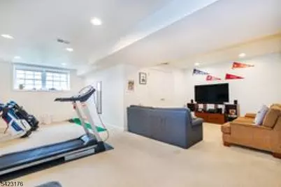 168 Levinberg Ln, Wayne Twp., NJ 07470 - Photo 23
