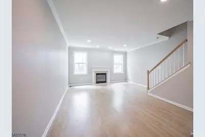 451 Hartford Dr, Nutley, NJ 07110 - Photo 9