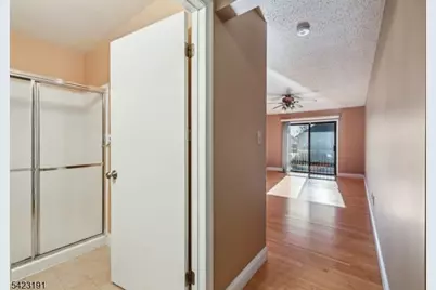 18 Woodhill St, Franklin Township, NJ 08873 - Photo 21