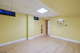 18 Woodhill St, Franklin Township, NJ 08873 - Photo 27