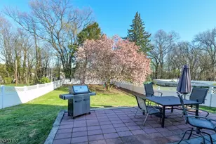 483 Mt Prospect Ave, Clifton, NJ 07012 - Photo 19