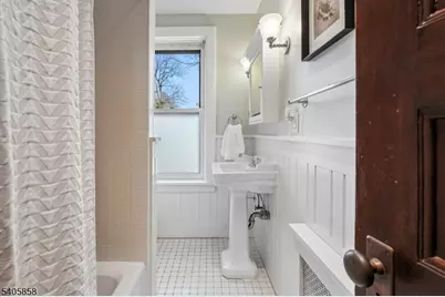 340 Highland Ave, Montclair, NJ 07043 - Photo 31