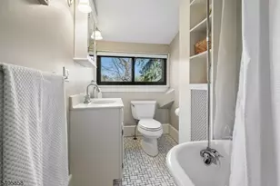 340 Highland Ave, Montclair, NJ 07043 - Photo 37