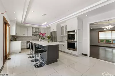 73 E McClellan Ave, Livingston, NJ 07039 - Photo 7