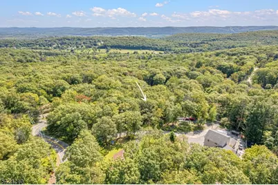 7 Splitrock Ln, Vernon, NJ 07461 - Photo 5
