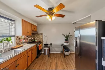 1302 Bower St, Linden, NJ 07036 - Photo 7