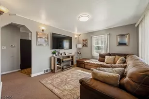 1302 Bower St, Linden, NJ 07036 - Photo 3