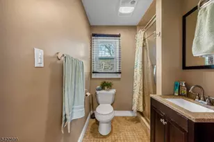 1302 Bower St, Linden, NJ 07036 - Photo 11