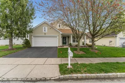 107 Kensington Cir, White Township, NJ 07823 - Photo 1