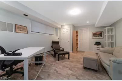 6 Bluebird Ct, Raritan Township, NJ 08822 - Photo 31