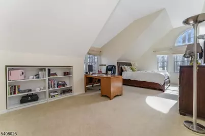 6 Bluebird Ct, Raritan Township, NJ 08822 - Photo 25