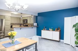 332 Greenbriar-Unit, Union Township, NJ 07083 - Photo 9