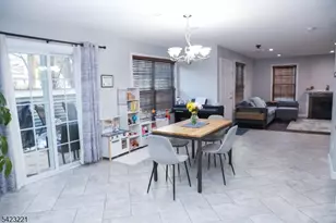 332 Greenbriar-Unit, Union Township, NJ 07083 - Photo 5